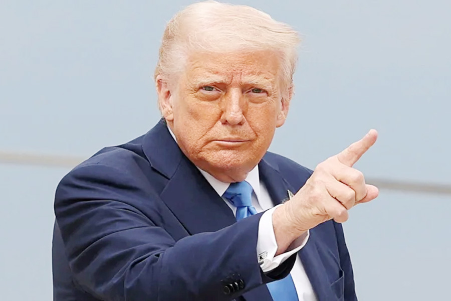 ১০ দিনের মধ্যে চুক্তি না হলে ইরানে হামলার হুমকি ট্রাম্পের