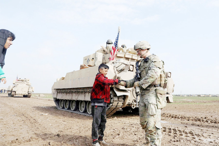 সিরিয়া থেকে ধাপে ধাপে সব সেনা প্রত্যাহার করছে যুক্তরাষ্ট্র