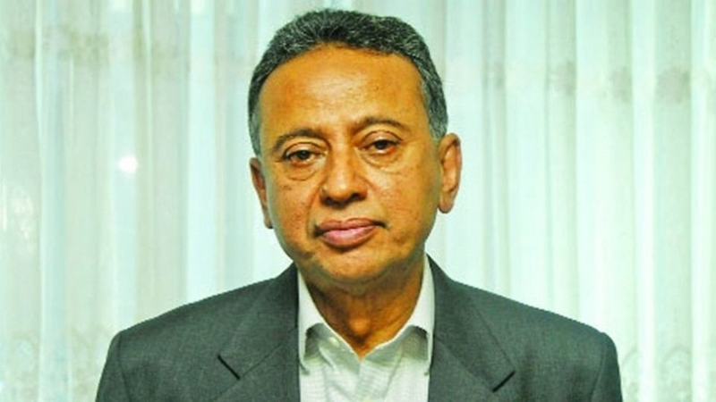 লন্ডন গেলেন আমির খসরু