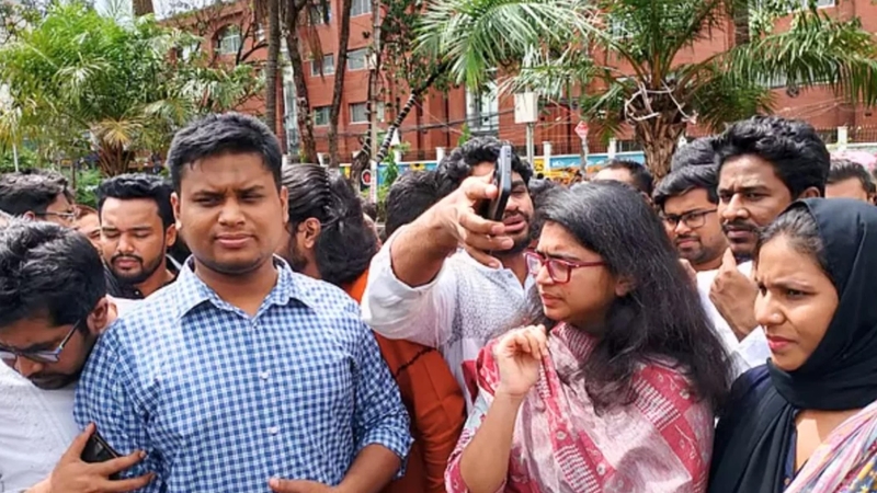 উপদেষ্টা আসিফ-মাহফুজ এনসিপির প্রতিনিধি নন: হাসনাত