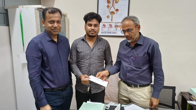 ৫ আগস্ট গুলিবিদ্ধ সালমানের পাশে তারেক রহমান