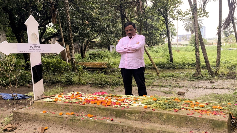 এন্ড্রু কিশোর স্মরণে হানিফ সংকেতের আবেগঘন পোস্ট