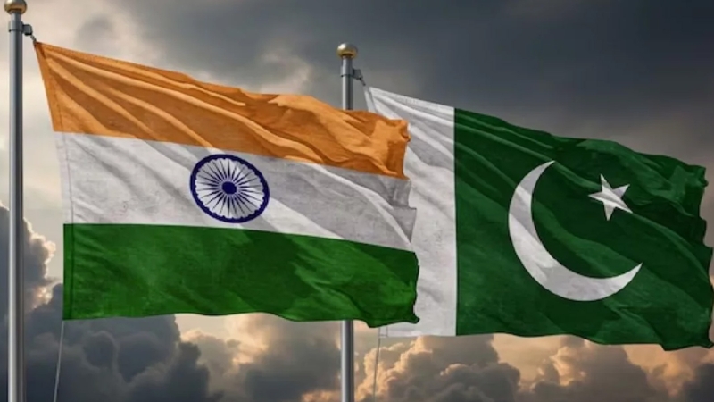ভারত-পাকিস্তানের পাল্টাপাল্টি কূটনীতিক বহিষ্কার