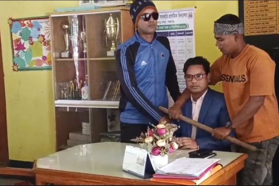 পঞ্চগড়ে ব্যালট বাক্স ছিনতাই, কর্মকর্তাকে উদ্ধারে সেনাবাহিনীর মহড়া