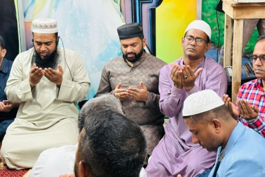 বিএনপির বিজয় উপলক্ষে যুবদল নেতা সাজ্জাদুল মিরাজ এর দোয়া মাহফিল