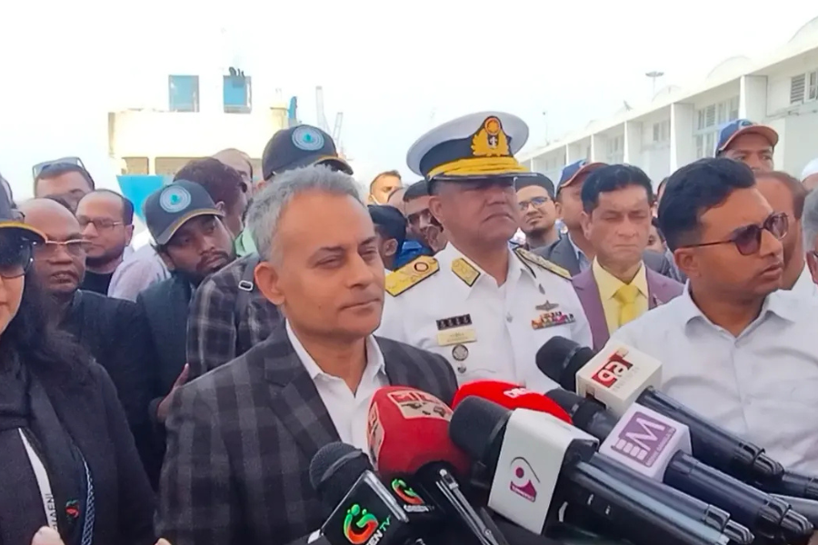 ‘মোংলা বন্দরের সম্ভাবনা কাজে লাগানোর উদ্যোগ নেওয়া হবে’