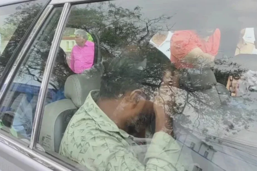 ভারতে বড় হামলার পরিকল্পনা: বাংলাদেশিসহ গ্রেপ্তার ৮