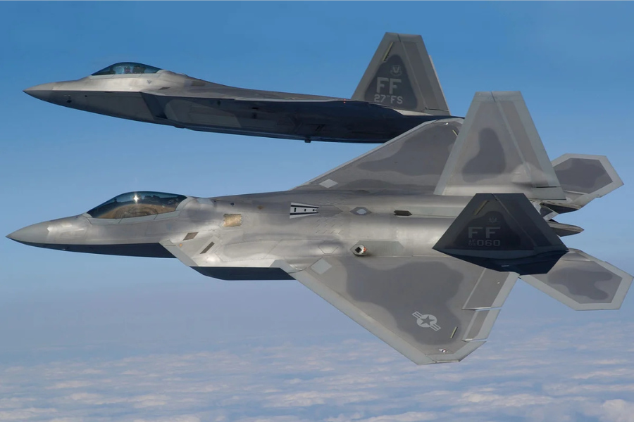 ইরানে মার্কিন হামলার আশঙ্কা, ইসরায়েলে এফ-২২ যুদ্ধবিমান মোতায়েন