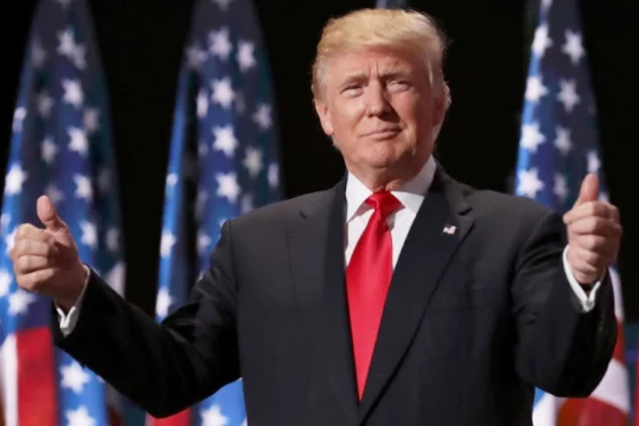 খামেনির মৃত্যু সংবাদ পোস্ট করে যা লিখলেন ট্রাম্প