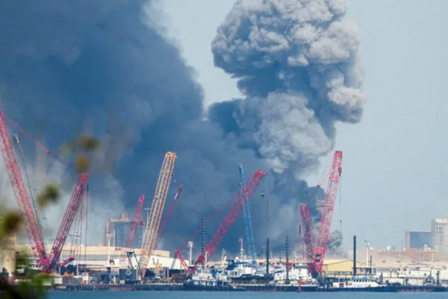 মধ্যপ্রাচ্যের ২৭ মার্কিন ঘাঁটিতে হামলার দাবি আইআরজিসির