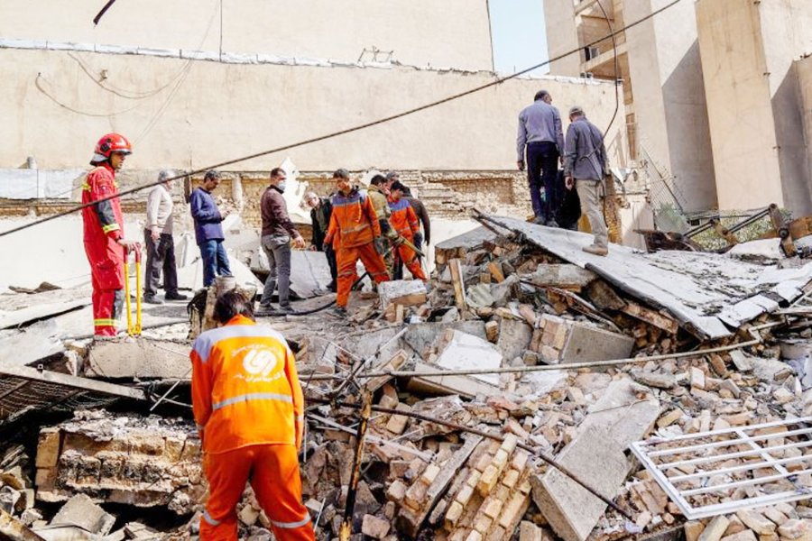 ইরানের ক্ষেপণাস্ত্র আঘাতে ইসরায়েলে নিহত ১, আহত ১২১