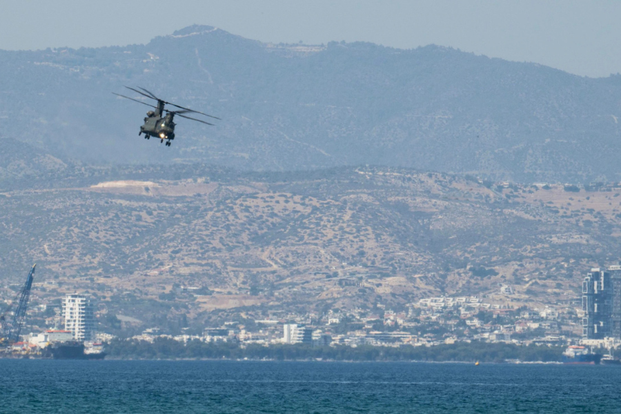 ব্রিটিশ ঘাঁটিতে ড্রোন হামলা, সেনাদের নিরাপত্তা সতর্কতা