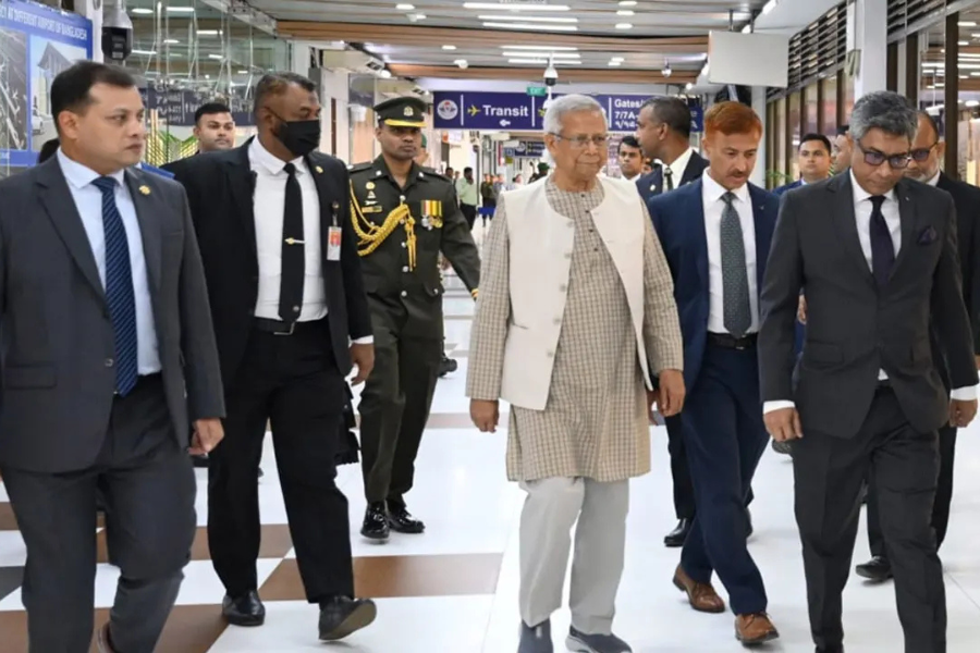 ড. ইউনূসের এসএসএফ নিরাপত্তা নিয়ে যে তথ্য জানালেন শফিকুল আলম