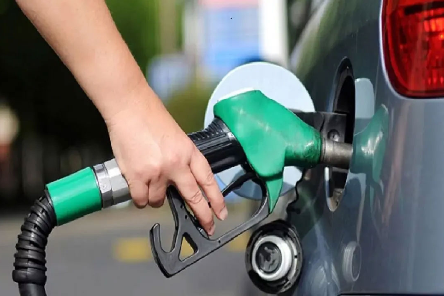 গণপরিবহনে পর্যাপ্ত তেল মিলবে কবে থেকে, যা জানালেন পরিবহনমন্ত্রী