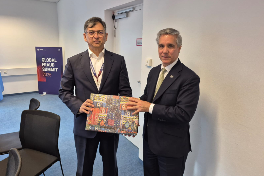 স্বরাষ্ট্রমন্ত্রীর সঙ্গে ইউএনওডিসি প্রধানের বৈঠক