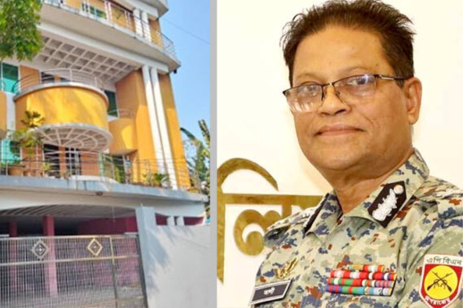 পুলিশ প্রধানের বাড়িতে চুরি