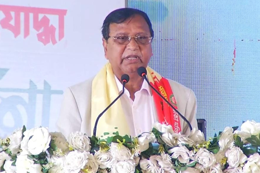 মুক্তিযোদ্ধাদের সম্মান না দিলে দেশ এগিয়ে যাবে না: ডিএসসিসি প্রশাসক