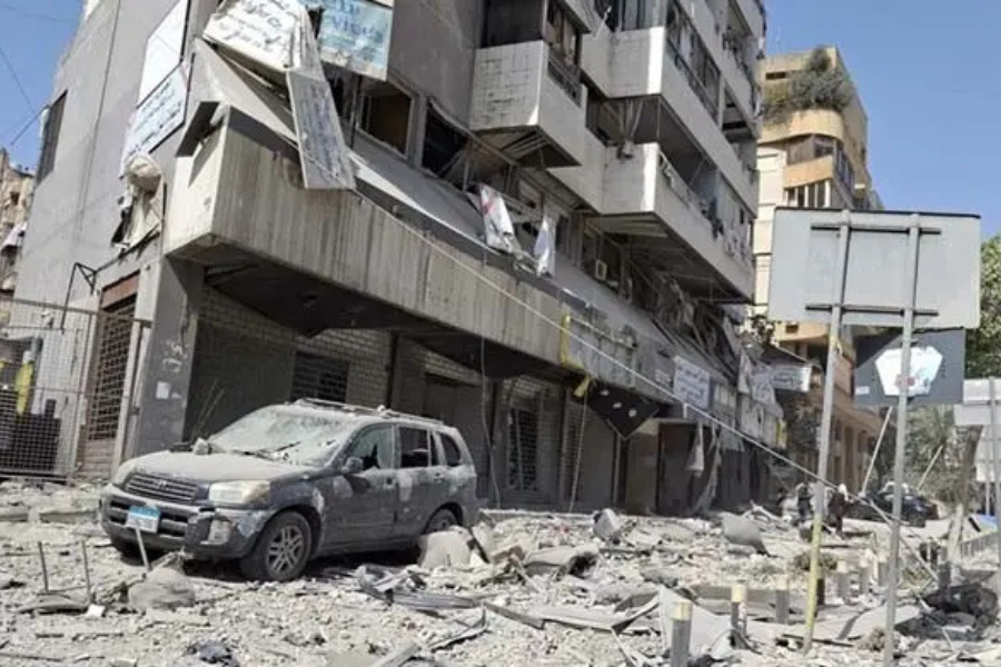 ইরান-যুক্তরাষ্ট্র বৈঠকের আগে লেবাননে বিমান হামলা