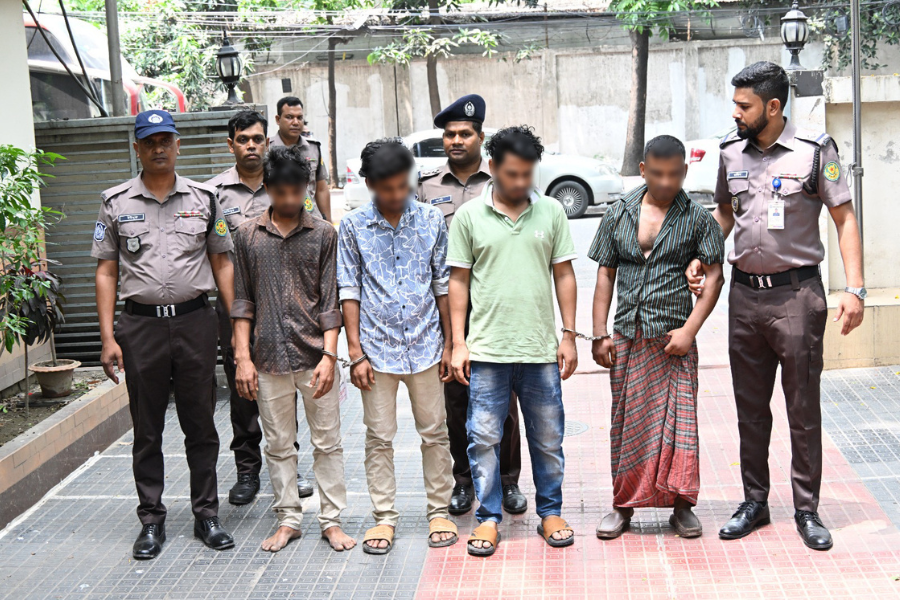 মোহাম্মদপুরে আসাদুল হত্যা: ২৪ ঘণ্টার মধ্যেই মূল হোতাসহ গ্রেফতার ৪