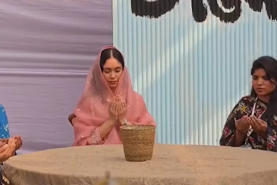 তরুণদের সঙ্গে চায়ের আড্ডায় জাইমা রহমান