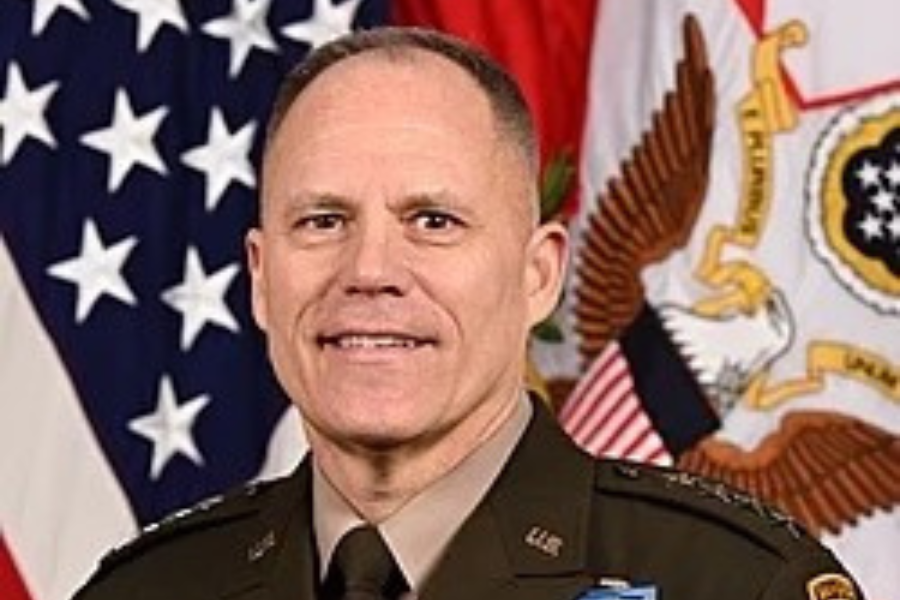 যুক্তরাষ্ট্রের অস্থায়ী সেনাপ্রধান জেনারেল ক্রিস্টোফার লানেভ