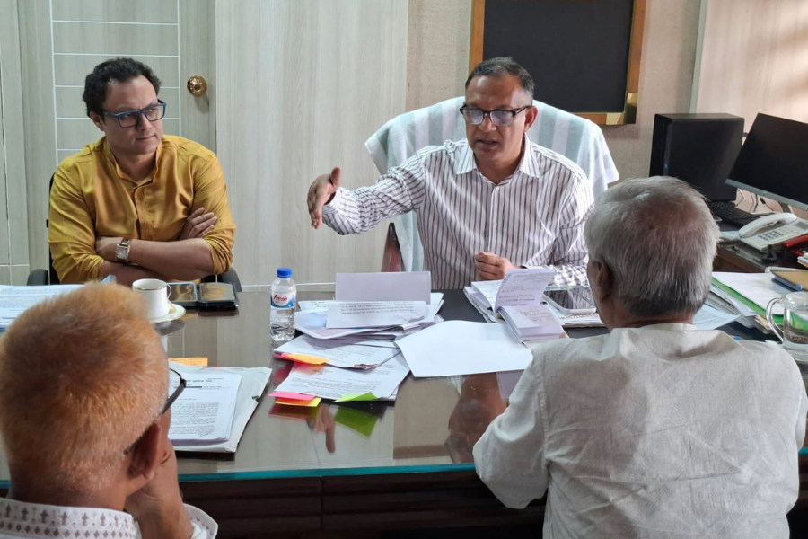 বস্ত্র ও পাট প্রতিমন্ত্রীর সাথে জাতীয়তাবাদী পাট শ্রমিকদলের সাক্ষাৎ