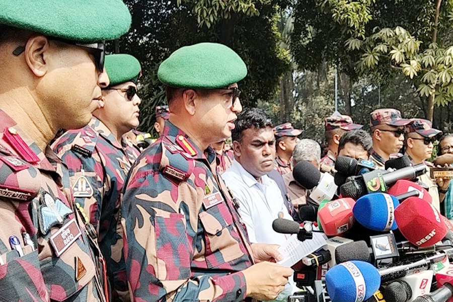 নির্বাচনে আইনশৃঙ্খলা নিয়ন্ত্রণে মারণাস্ত্র ব্যবহার করবে না বিজিবি