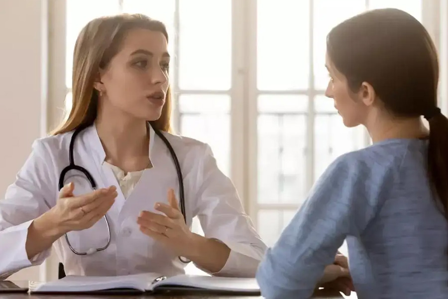 ওভারিয়ান সিস্ট ঝুঁকি: মেয়েদের সতর্ক হওয়া উচিত