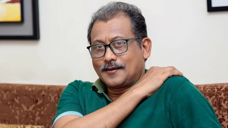 সমু চৌধুরীকে পরিবারের কাছে হস্তান্তর