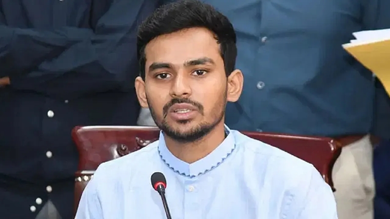 ঈদের তৃতীয় দিনও পরিচ্ছন্নতা কার্যক্রম চলবে : উপদেষ্টা আসিফ
