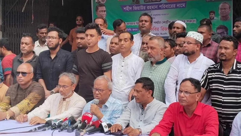 কার পরামর্শে নির্বাচন নিয়ে এত টানাহেচঁড়া, প্রশ্ন রিজভীর
