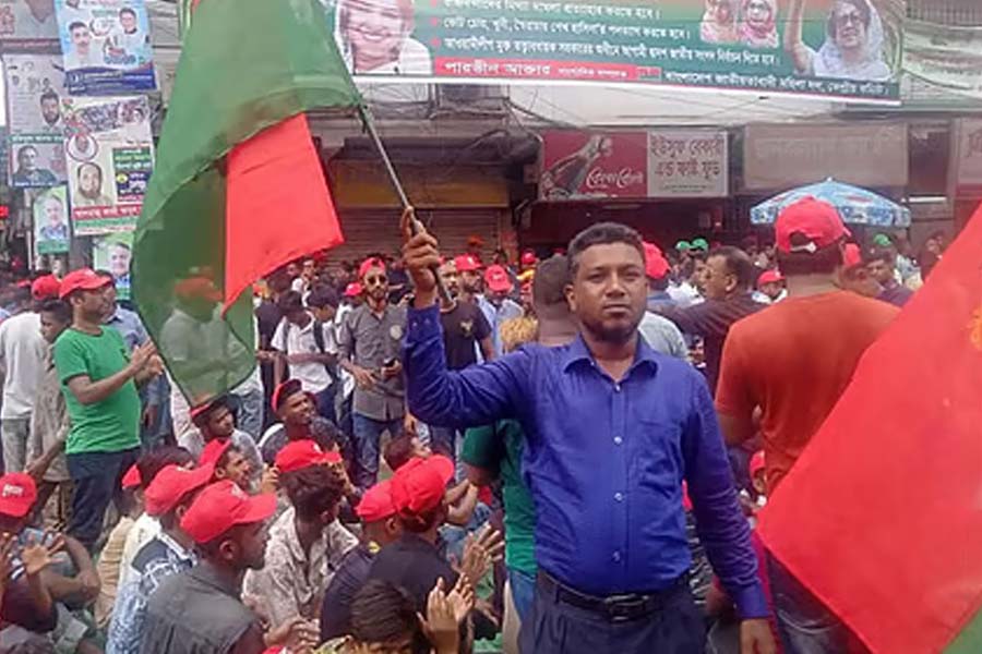যৌথ অভিযানের মধ্যেই বিএনপি নেতাকে গুলি করে হত্যা
