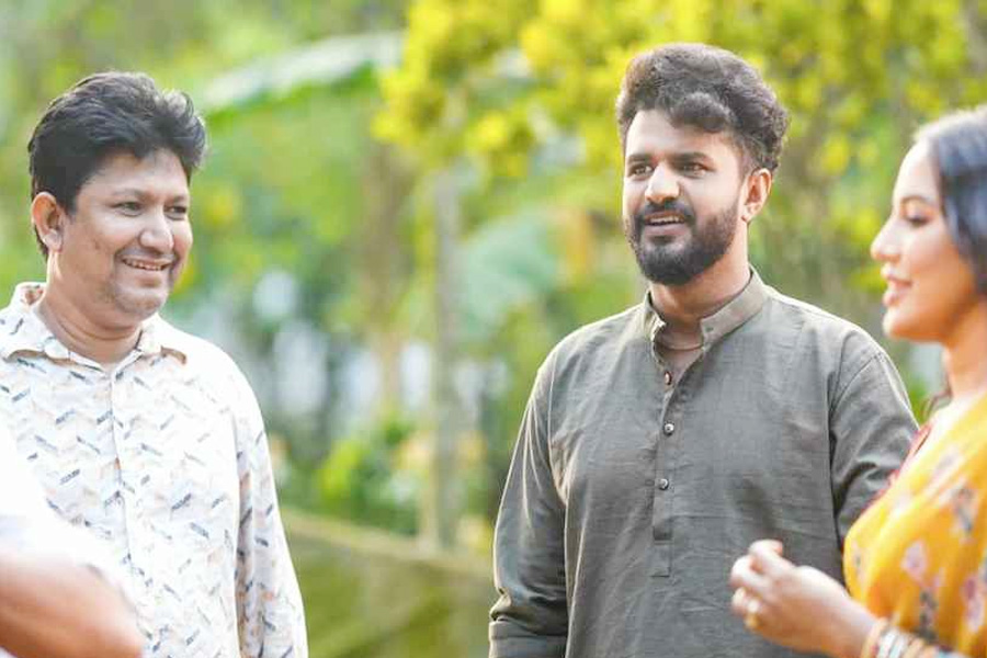 নতুন নাটক ‘শুধু তোমারই অপেক্ষায়’