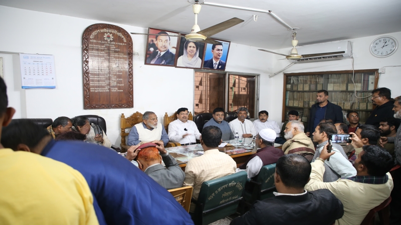 নিহতদের পরিবারের পাশে শ্রমিক দল ও সম্মিলিত শ্রমিক পরিষদ