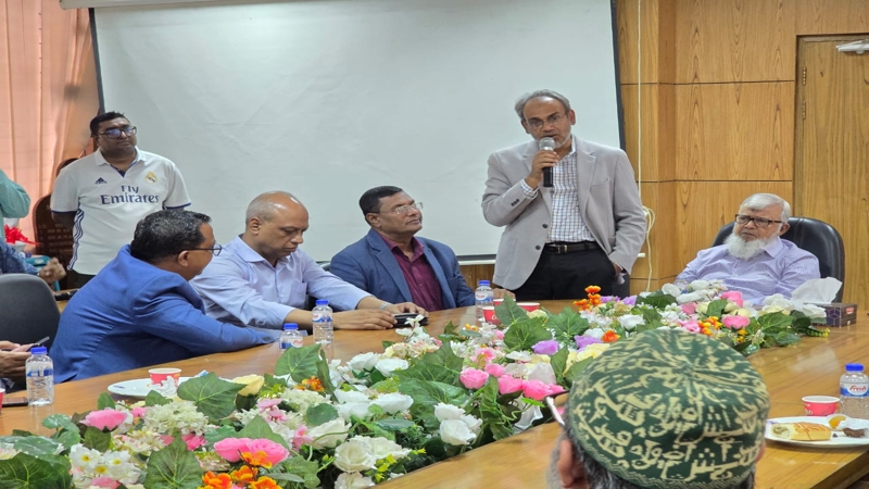 দোসরদের যারা পদায়ন ও পদোন্নতি দিচ্ছে সে অপশক্তিকে চিহ্নিত করতে হবে : ডা. রফিক