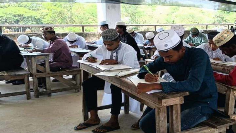 ১১ জন পরীক্ষার্থী তাৎক্ষণিক সাময়িক বহিষ্কার