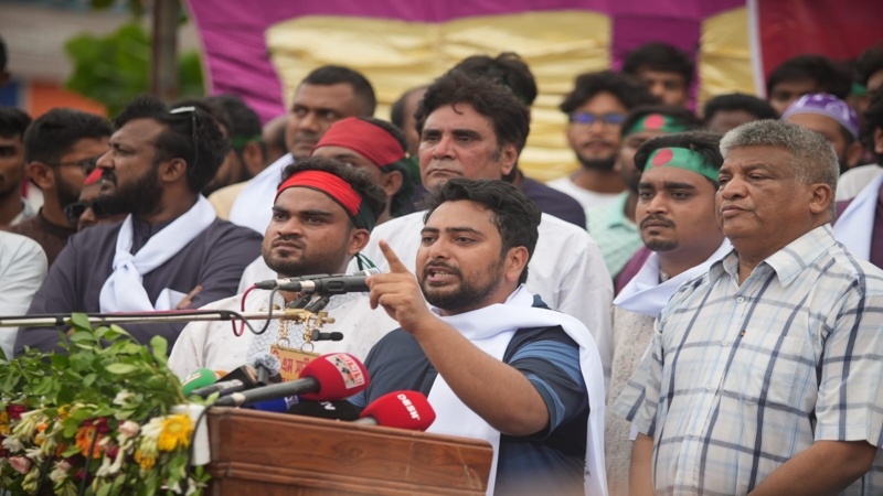 সংস্কার ও জুলাই সনদ ছাড়া কোনো বিকল্প চিন্তা নয়: নাহিদ ইসলাম