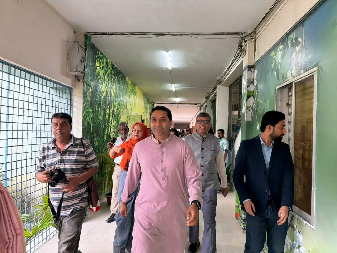 ৫০ বছর আগের কারিকুলাম আর নয়, আসছে নতুন শিক্ষাক্রম