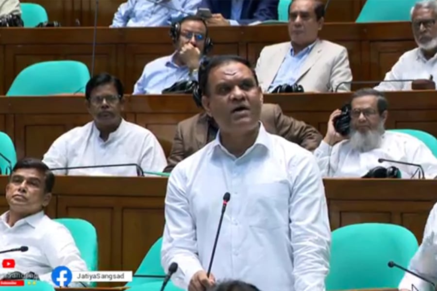জাতীয় সংসদে ২০২৬-২৭ অর্থবছরের প্রস্তাবিত বাজেটের ওপর আলোচনায় বক্তব্য দেন হুইপ মিয়া নুরুদ্দিন আহম্মেদ অপু। ছবি: ভিওডি বাংলা