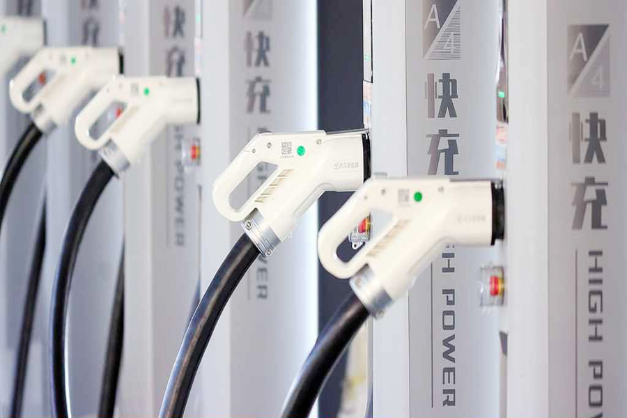 বিশ্বের সবচেয়ে বড় ইভি চার্জিং নেটওয়ার্ক চীনে