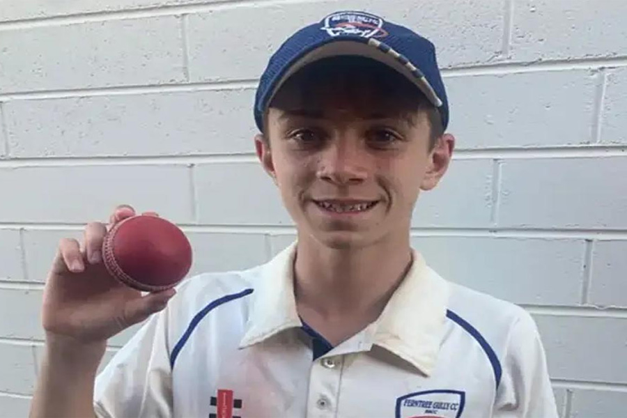 ফিল হিউজের ঘটনার পুনরাবৃত্তি: বলের আঘাতে মৃত্যু অস্টিনের