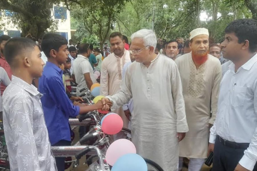 ডা. এ জেড এম জাহিদ হোসেন এমপি। ছবি: ভিওডি বাংলা
