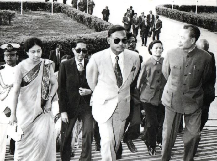 বহুদলীয় গণতন্ত্র ও আধুনিক বাংলাদেশের রূপকার