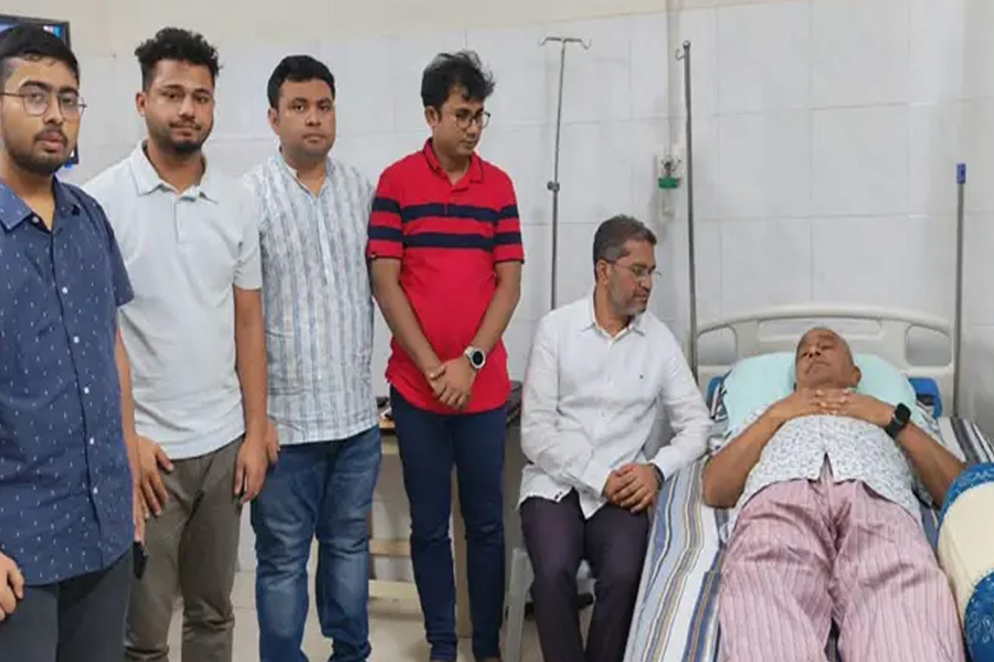 হাসপাতালে ভর্তি বিএনপি নেতা আলাল