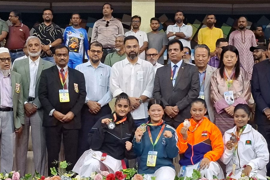 ক্রীড়া প্রতিমন্ত্রী আমিনুল হক