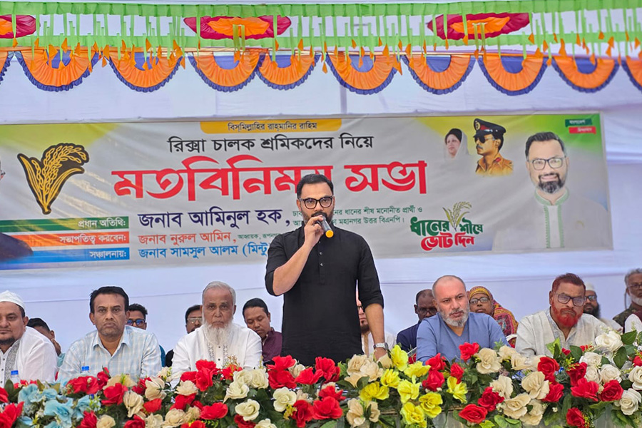 রিকশা চালকদের চাঁদা বন্ধের আশ্বাস আমিনুল হকের