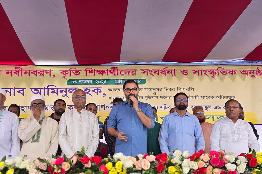 বিদ্যালয়ে খেলাধুলা বাধ্যতামূলক করার ঘোষণা আমিনুল হকের