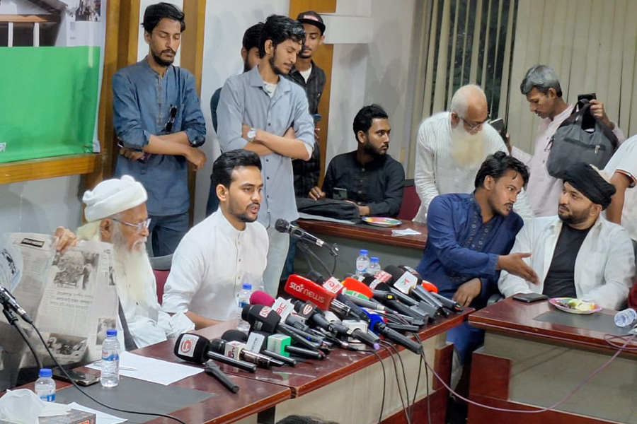 সংস্কারের কথা বলারা এখন সংস্কারবিরোধী রাজনীতিতে: আসিফ মাহমুদ