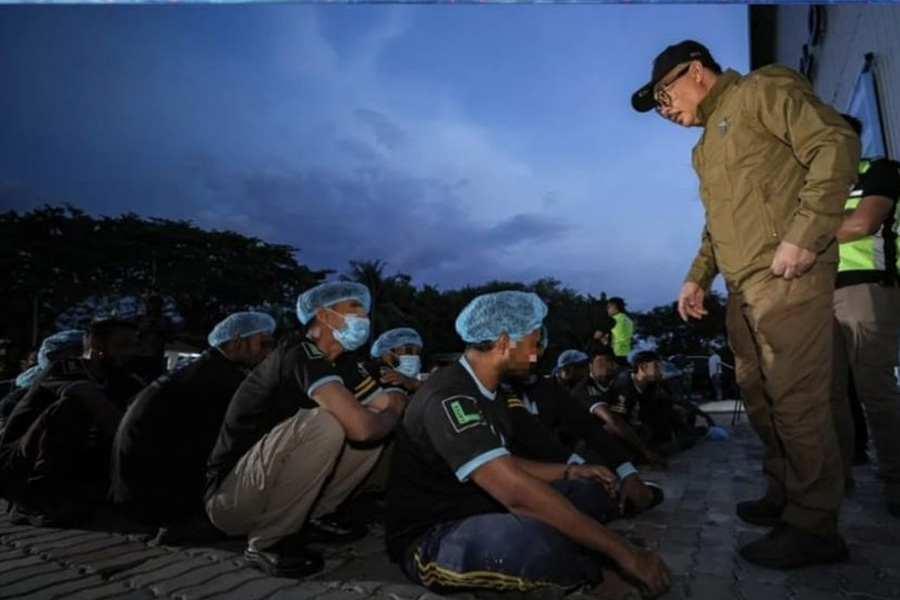 মালয়েশিয়ায় ৭৯ বাংলাদেশি আটক