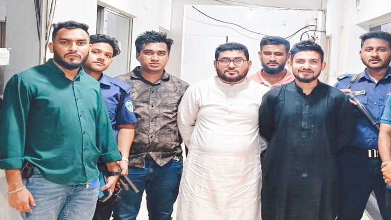 বান্দরবানে আ.লীগ নেতা গ্রেপ্তার
